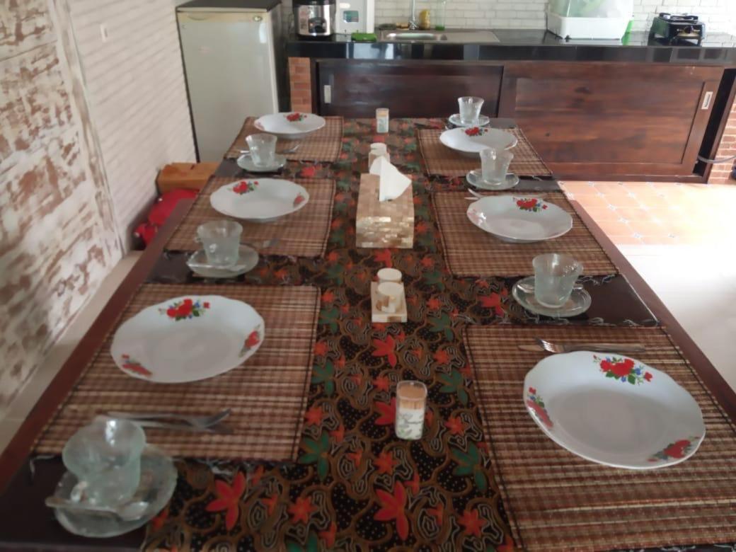 Villa Almond Mayo *